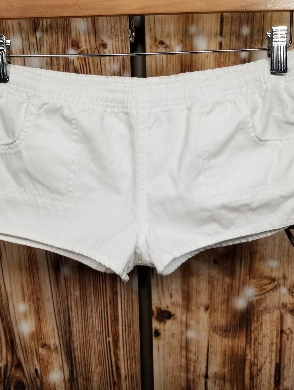 Hollister Women's White Canvas Size XS Ultra Short Low Rise Pull On Cargo Shorts